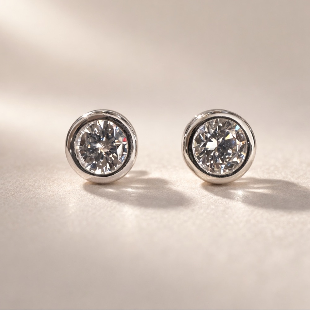 NEW Bezel-set 1 CTW Solitaire 925 Sterling Silver Moissanite Screw Back Earrings